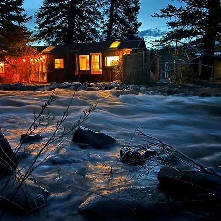 Thorpe On The Water. Creekside Nederland Cabin. 외부 사진
